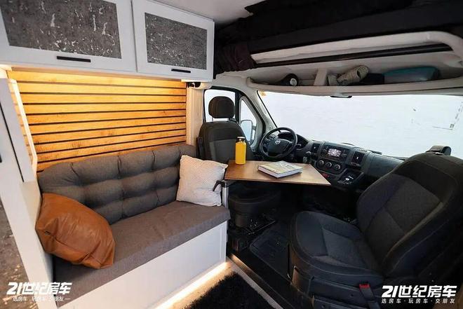 am Promaster露营车把舒适感拉满了不朽情缘游戏网站登录四面环窗仰望星空！这辆R(图8)