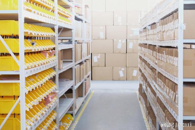 迷你仓把“周末半径”压缩到 500 米mg不朽情缘游戏登录入口在深圳安东易(图2)